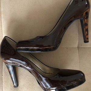 Brown patent leather platform stilletos